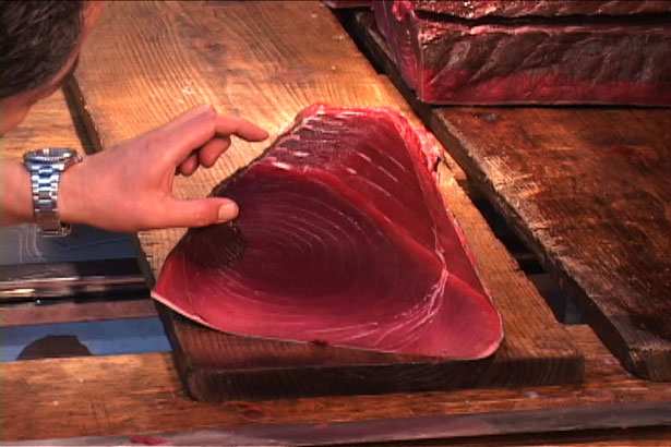 'Tsukiji,' 2001, digital video, color, sound; 43 minute. Still courtesy The Estate of Allan Sekula